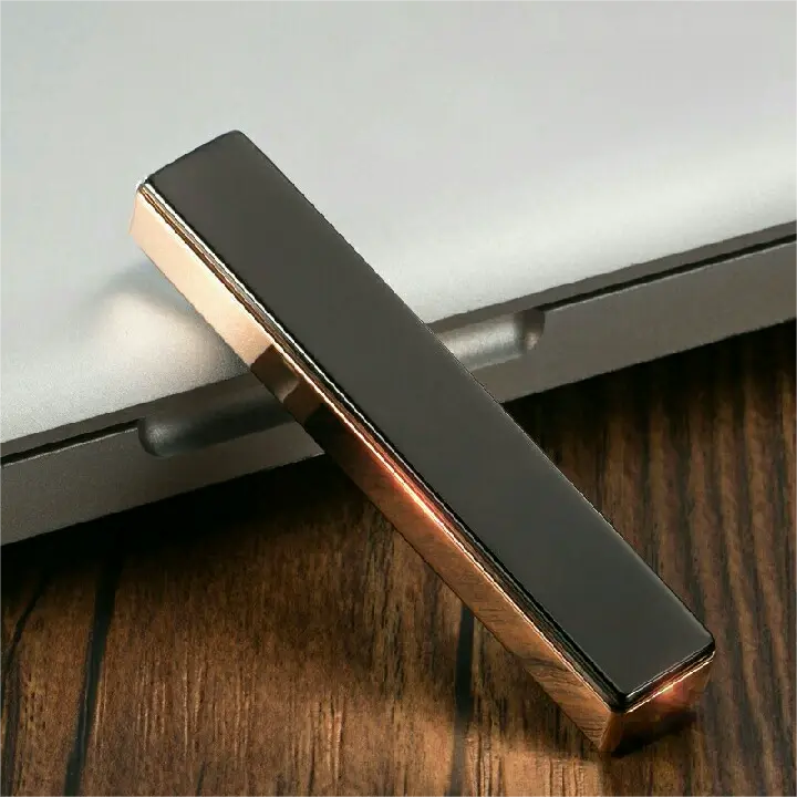 Ultra-Thin Customizable USB Lighter