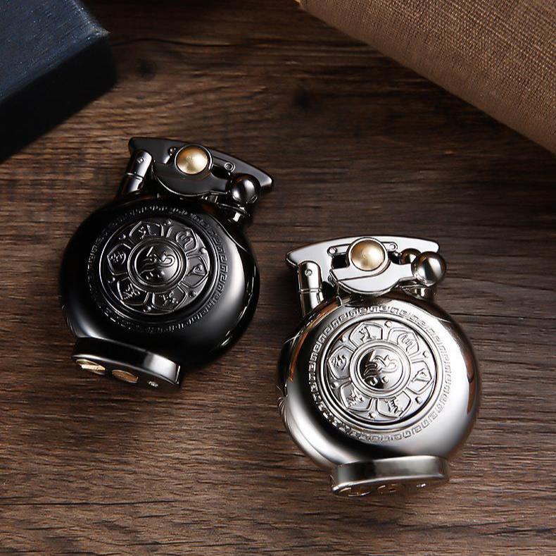 Rotating Vintage Kerosene Lighter
