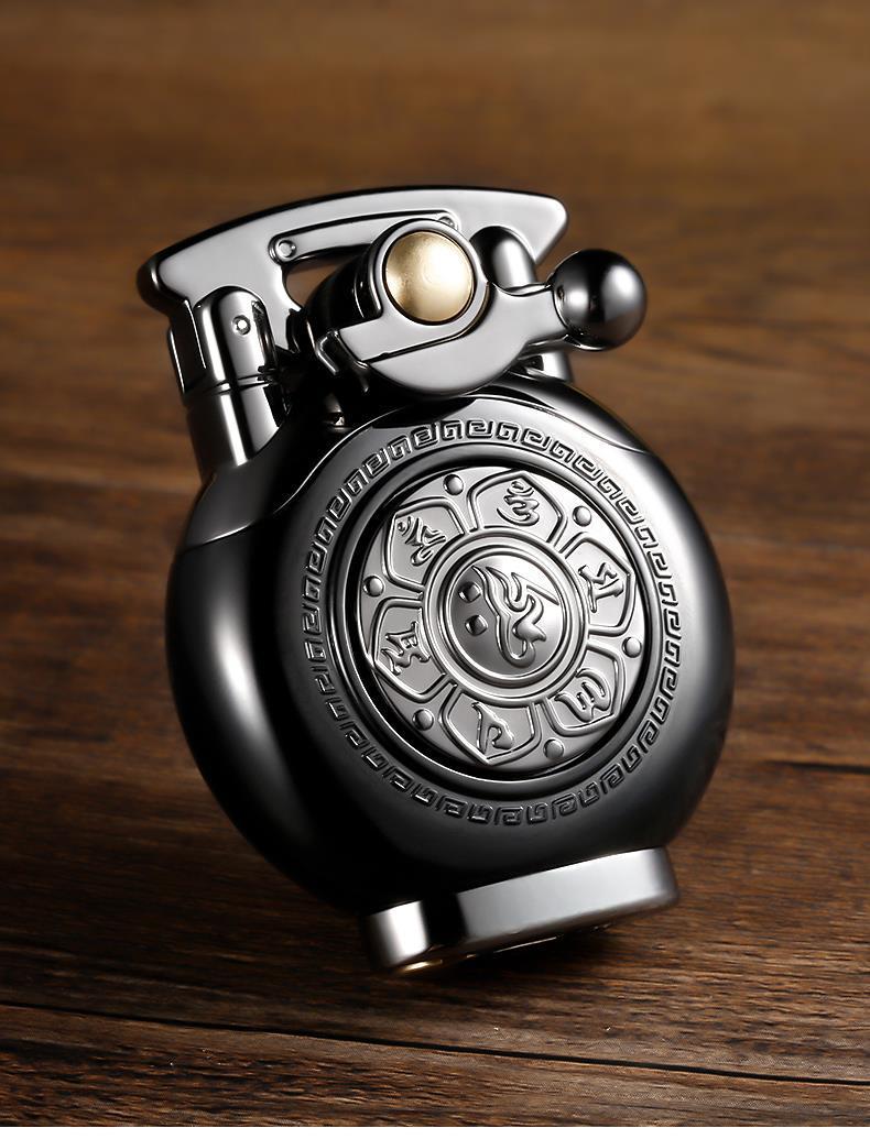 Rotating Vintage Kerosene Lighter