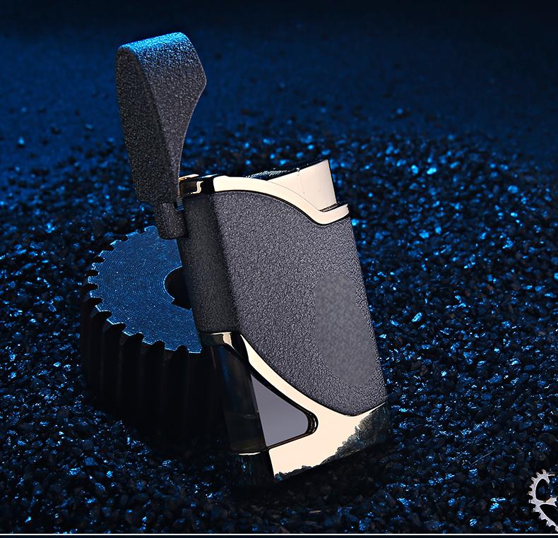 Windproof Triple-Flame Lighter